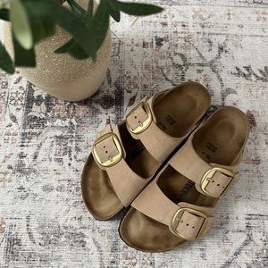 Birkenstock Arizona Big Buckle Slide in Sandcastle